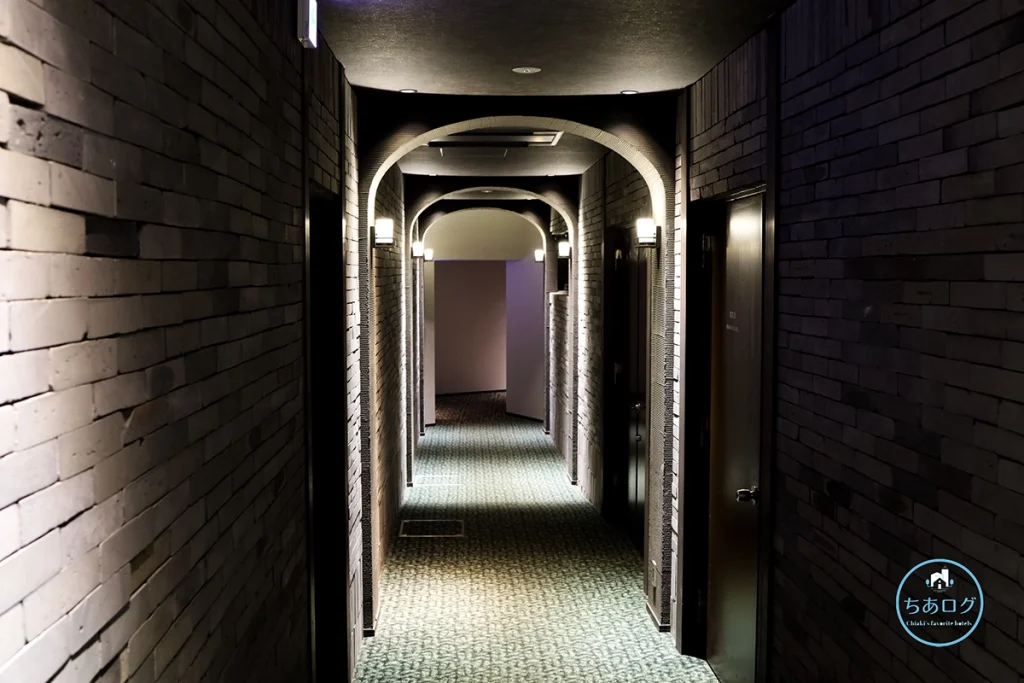 金谷リゾート箱根の趣ある廊下