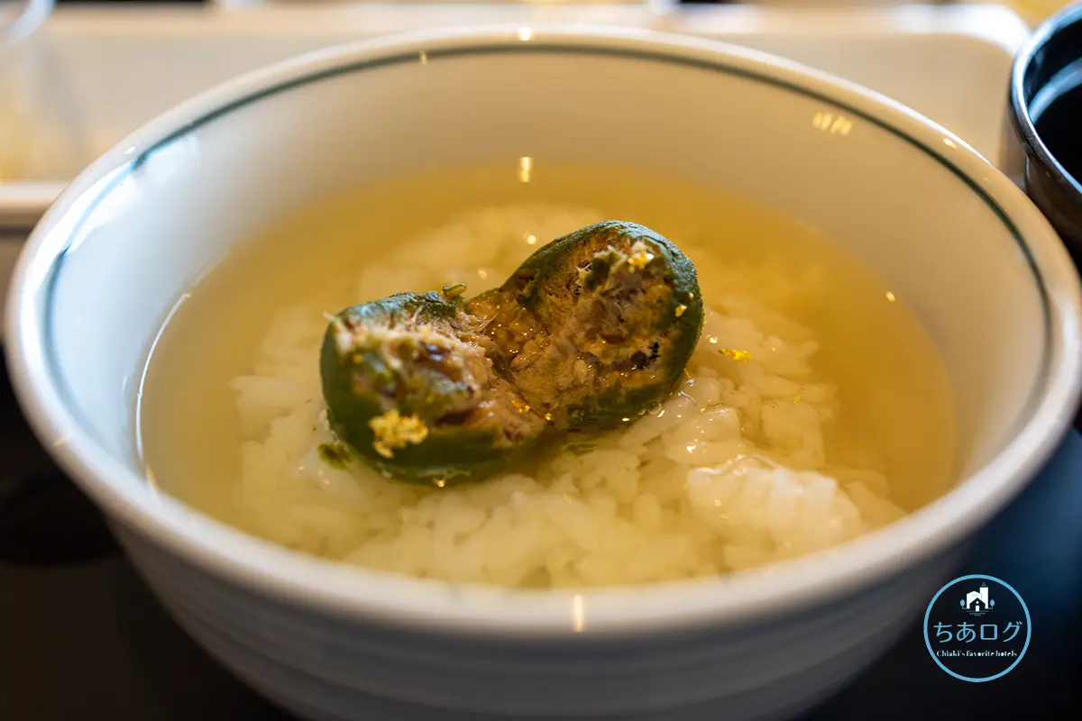 ふたり木もれ陽 朝食の鰹玉の中身