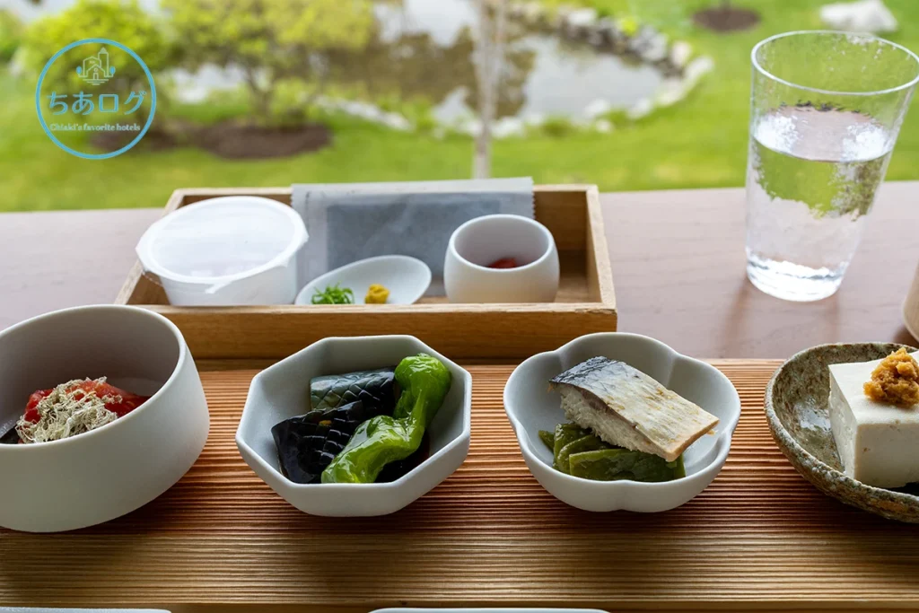楽 水山 朝食 小鉢4種