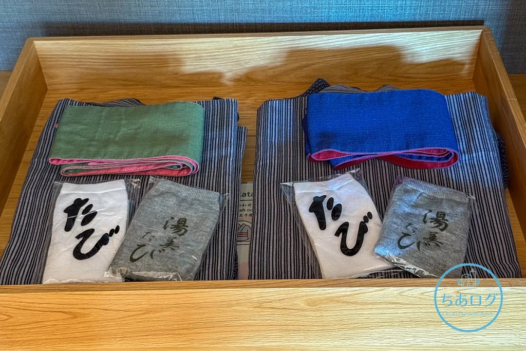 楽 水山 クローゼットの中の浴衣