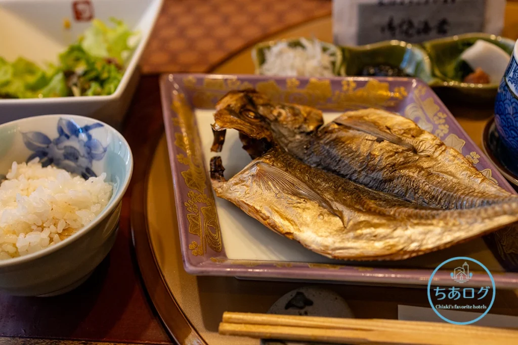 坐漁荘 朝食 干物