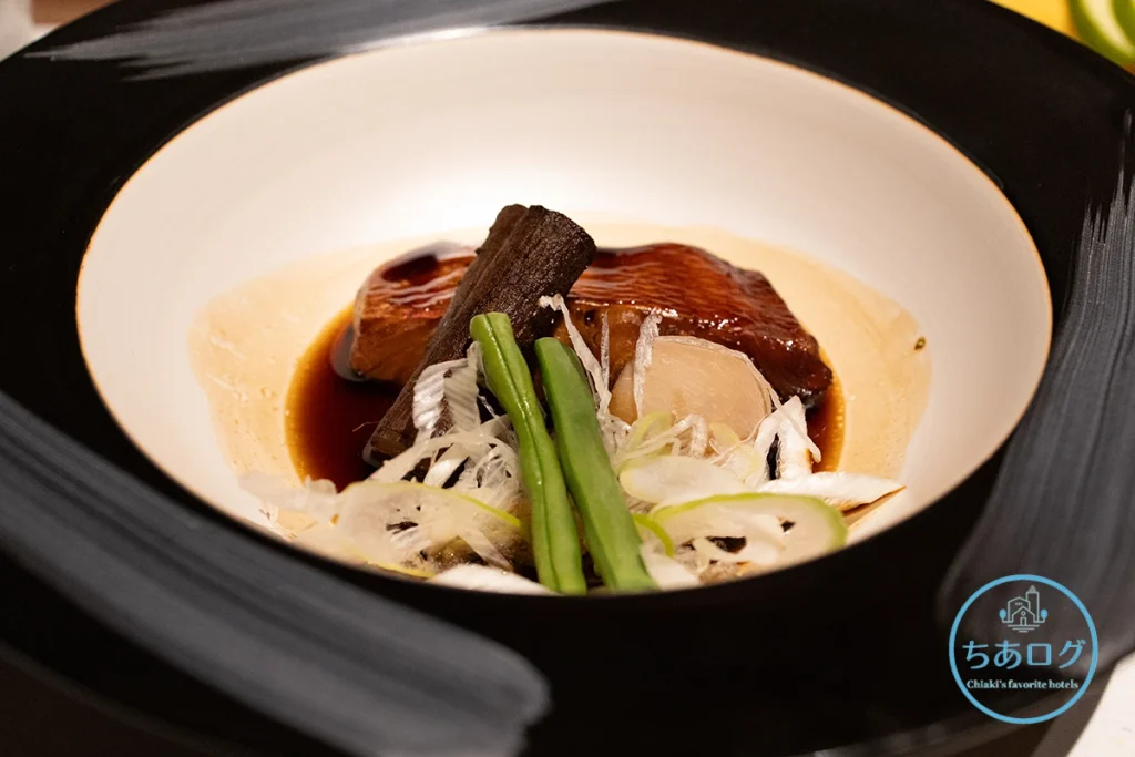 亀の井ホテル伊豆高原　夕食　金目鯛の煮付け
