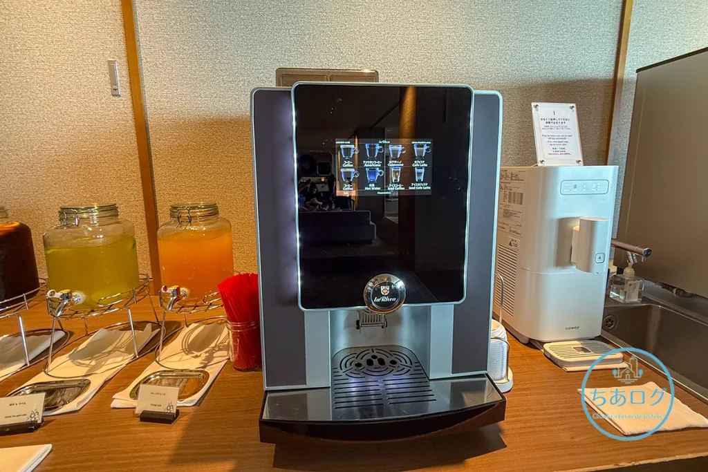 亀の井ホテル伊豆高原　スロウラウンジ