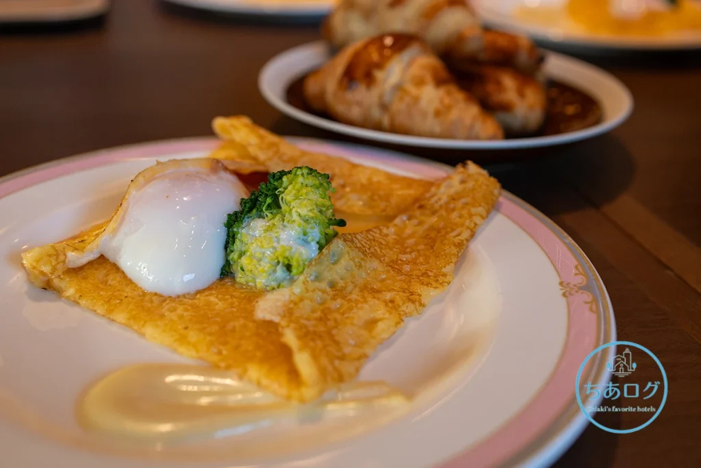 鴨川館 朝食ビュッフェ　ガレット