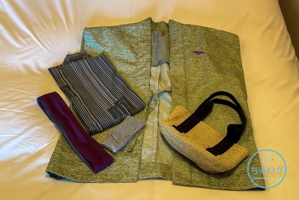 鴨川館 館内着とバッグ