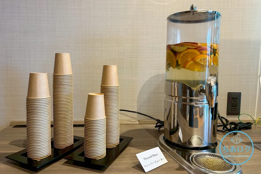 伊豆山 佳ら久　柑橘類やリンゴがたっぷり入ったフレーバーウォーター