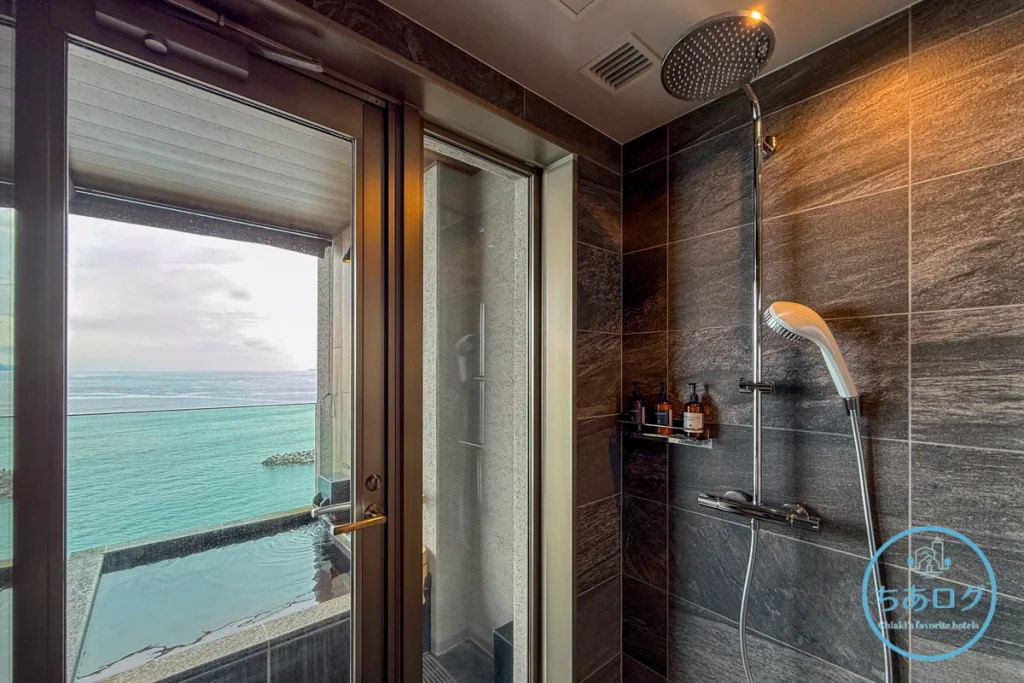 伊豆山佳ら久　佳ら久ルームのシャワールーム